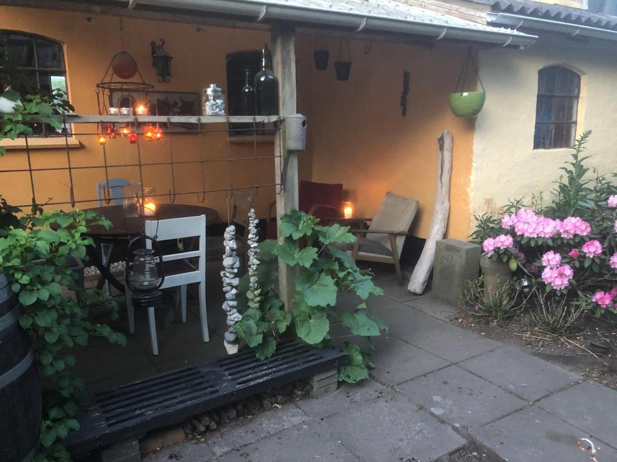 コリンドRetro Bolig - Fyldt Med Hygge! Ingen Luksusアパートメント エクステリア 写真